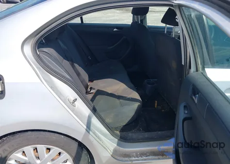 2011 Volkswagen Jetta 2.0L S из США, поврежденный, VIN 3VW1K7AJ9BM071368